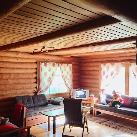 Unien Koti Сasa de vacaciones Mattila